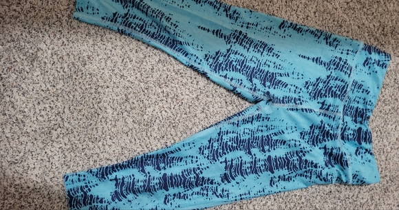 Under armour leggings - Picture 3 of 3